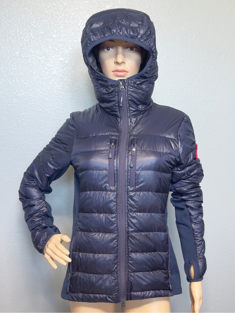 Canada Goose Women's Shiny Navy Blue Hooded Puffer Jacket - Picture 3 of 14